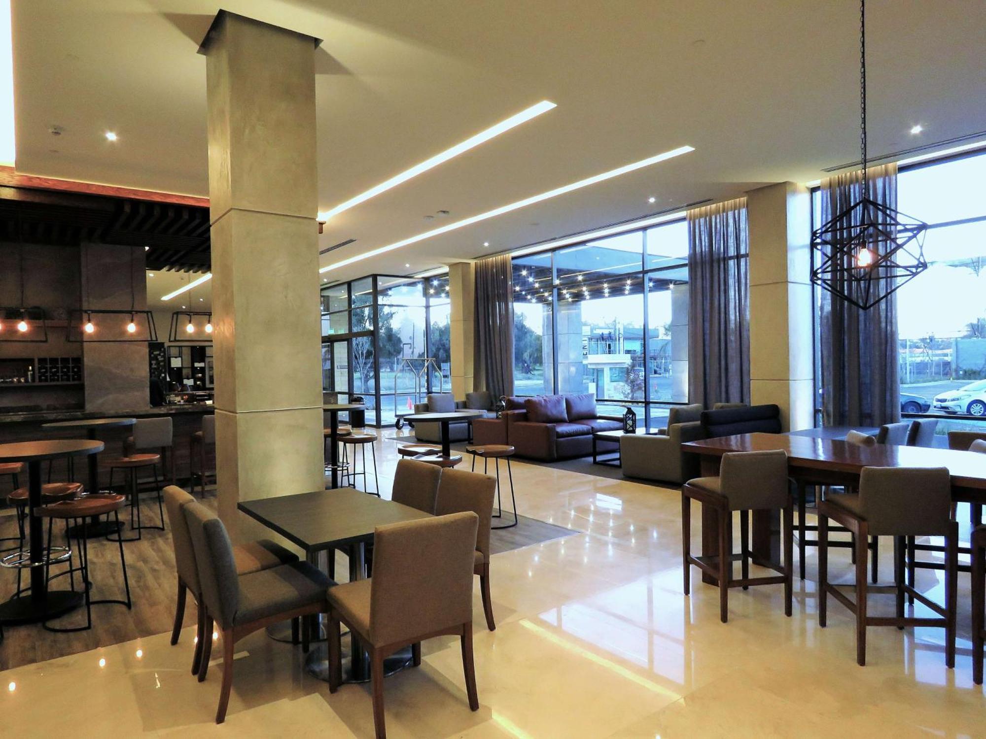 Hampton Inn By Hilton Celaya Celaya  Eksteriør bilde